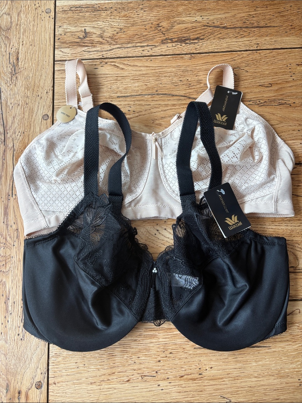 2 NWT Wacoal Minimizer Bras. 38DD